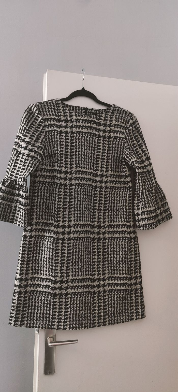 Robe neuve femme en 34 zara