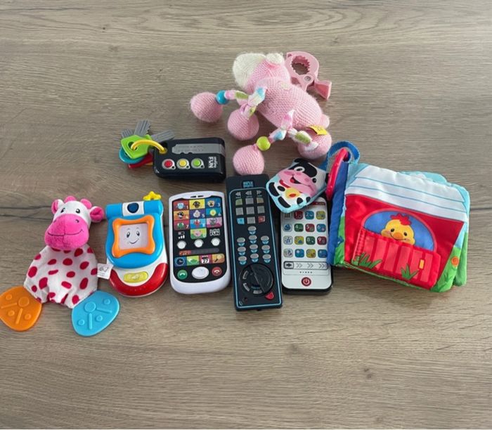 Lot de jeux pour bébé
