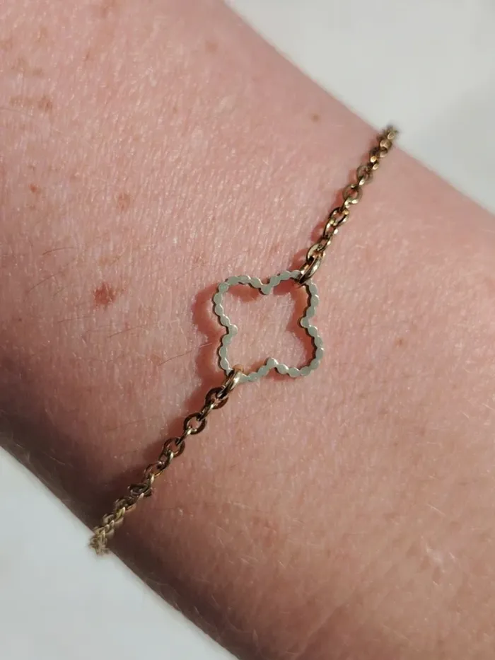 Bracelet trèfle doré en acier inoxydable - photo numéro 2