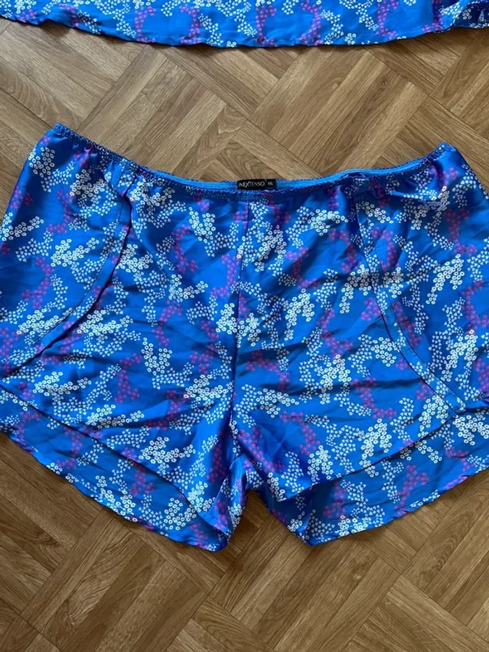 Ensemble tenue de nuit bleu avec motifs débardeur + short In Extenso (NEUF) - photo numéro 3