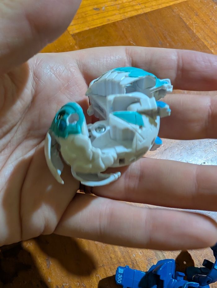 Lot de bakugan - photo numéro 7