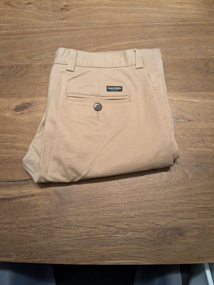Chino Dockers 32