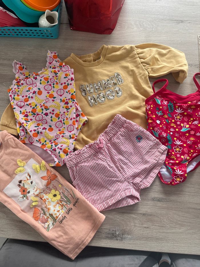 Lot vêtements filles 18 mois