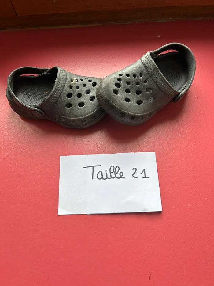 Crocs taille 21