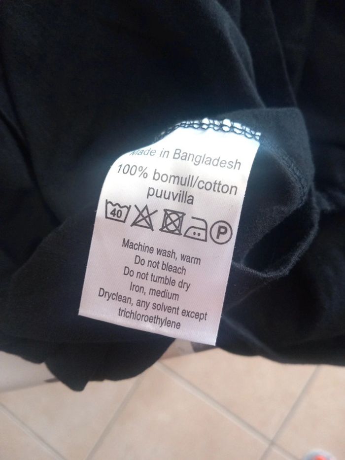 Combi short  noire Taille 44/46 neuf - photo numéro 5
