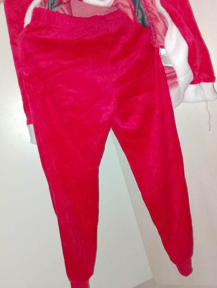 Pyjama Noël 3 pièces neuf 4 - 5 ans - photo numéro 2