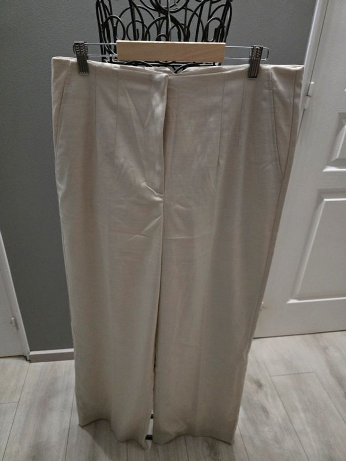 Pantalon beige Zara