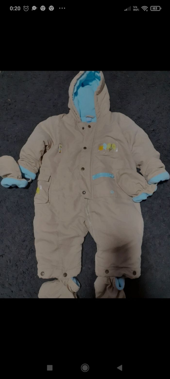 Combinaison. Enfants 12-18 mois