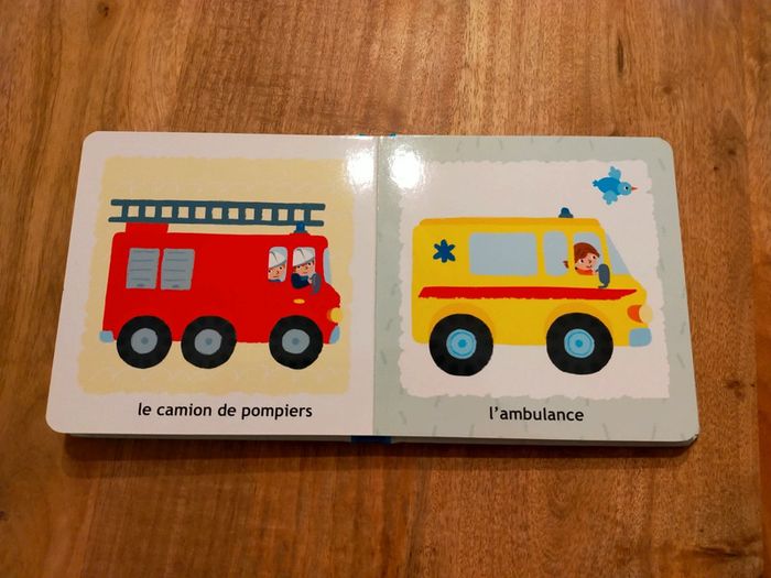 Mon petit imagier Les véhicules 🚒 - photo numéro 6