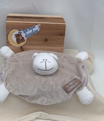 KM18 doudou mouton kimbaloo