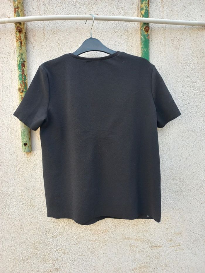T-shirt zara neuf - photo numéro 3