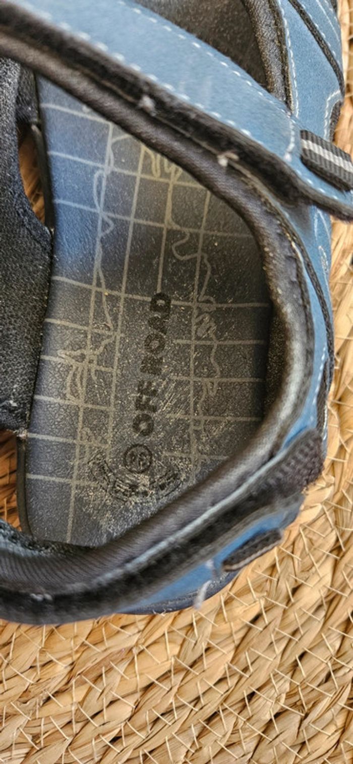 Paire de sandales garçon taille 34 à scratch été - photo numéro 6