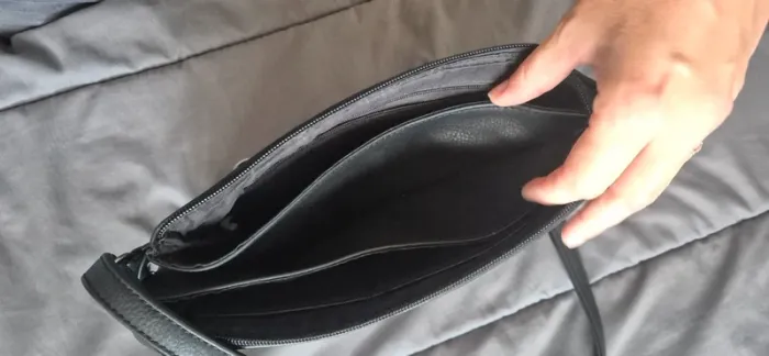 Sac noir - photo numéro 4
