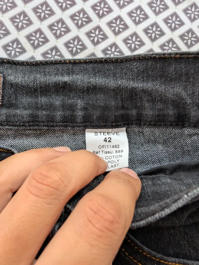 Jean noir femme T42 - photo numéro 3