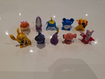 Pokemon lot 8