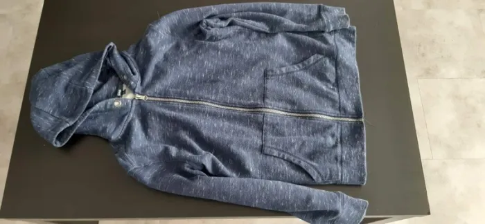 Veste a capuche 12 ans