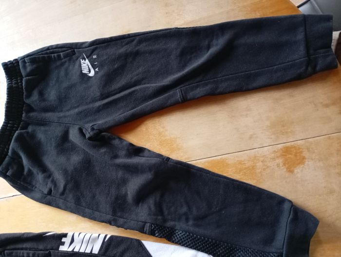 Lot bas de jogging nike - photo numéro 2