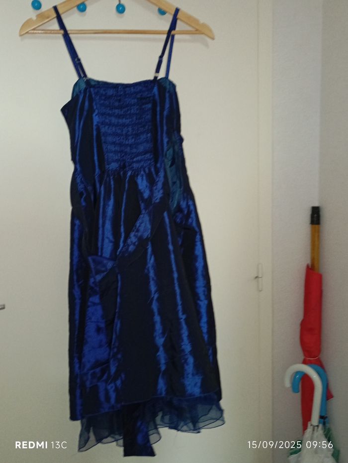 Robe bleu - photo numéro 2