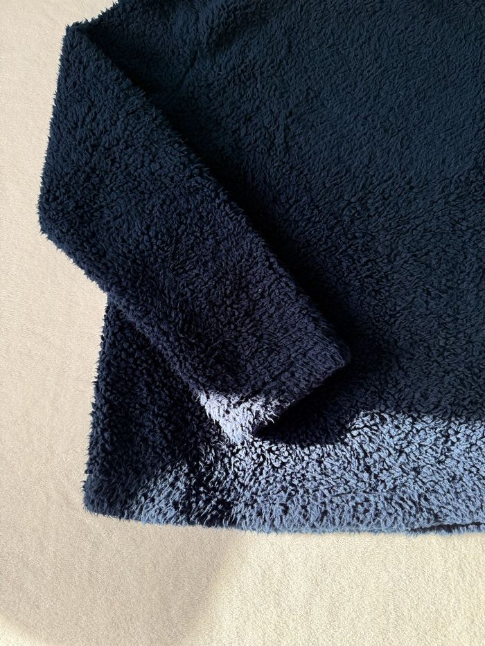 Sweat / pull de nuit Disney Mickey bleu marine – Taille L enfant – matière douce moumoute - photo numéro 7