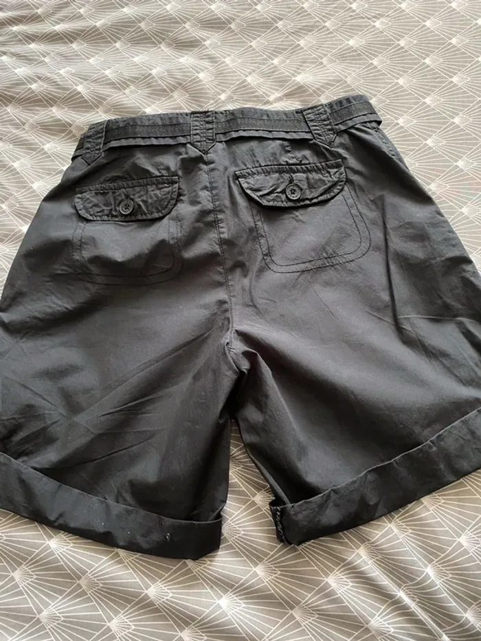 Short noir ete  38 leger - photo numéro 2