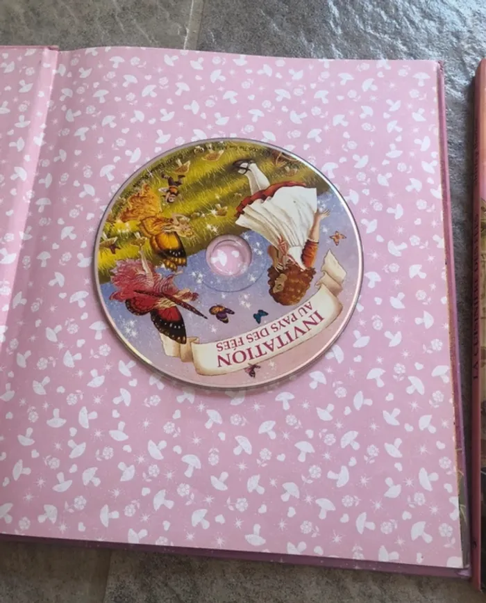 352 - 8 livres et 4cds - photo numéro 9