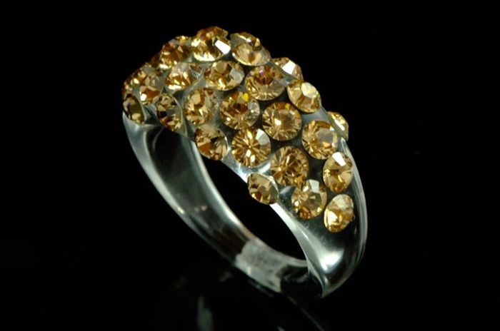 bague cristaluna vivi cristal acrylique transparente swarovski neuf 100 305 18 - photo numéro 4
