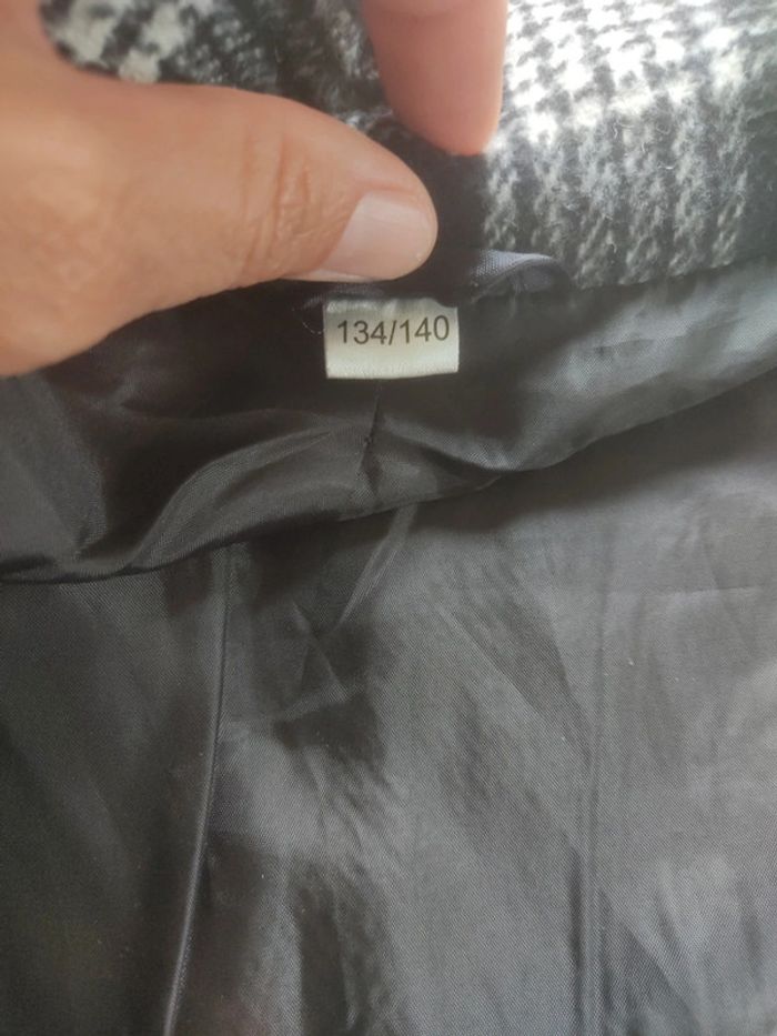 Manteau marque Zeeman taille 10 ans /134-140 - photo numéro 3