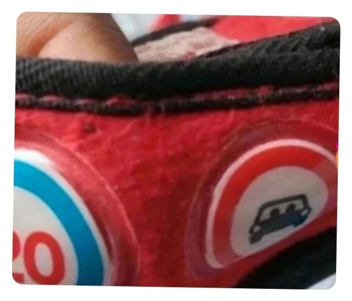Chaussons Cars, en bon état, taille 20 - photo numéro 6