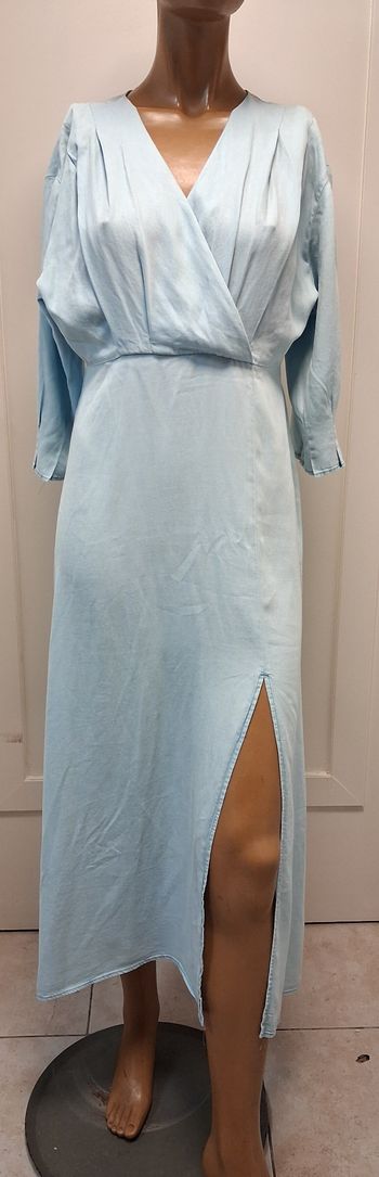 Robe longue Zara bleu pastel taille M élégante