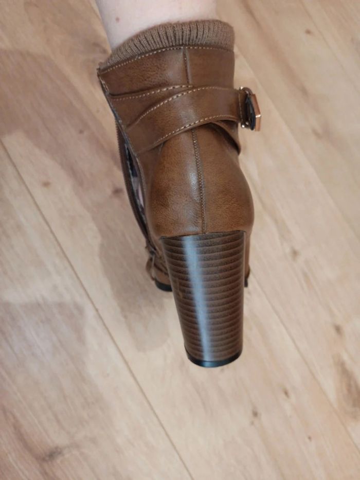 Paire bottines marron - photo numéro 6
