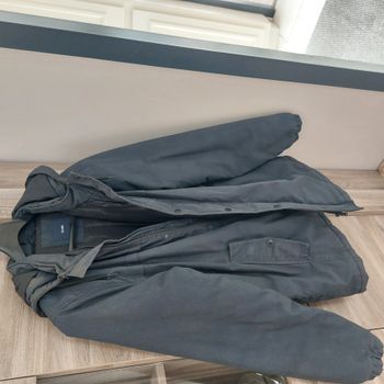 Parka homme doublée noire avec capuche