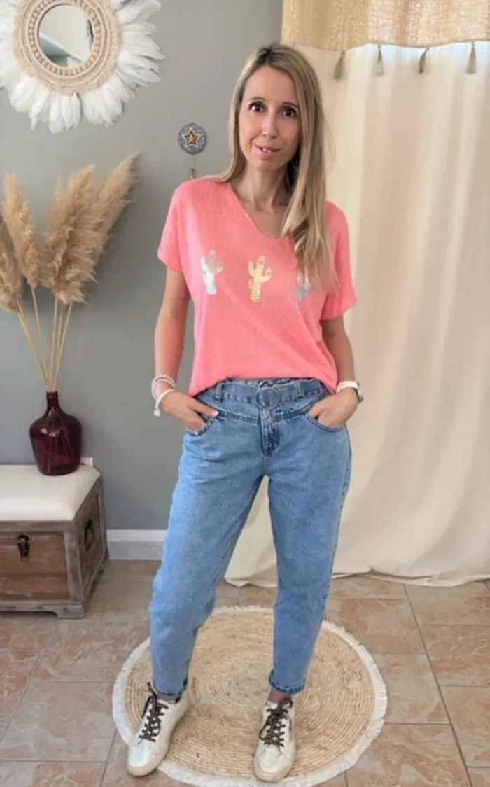 Tee shirt rose avec cactus dorés taille unique - photo numéro 4