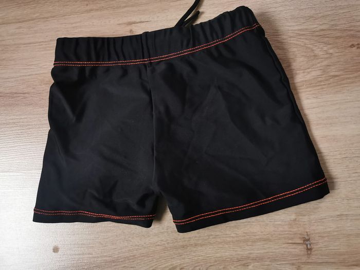 Short de bain noir 10 ans - photo numéro 2