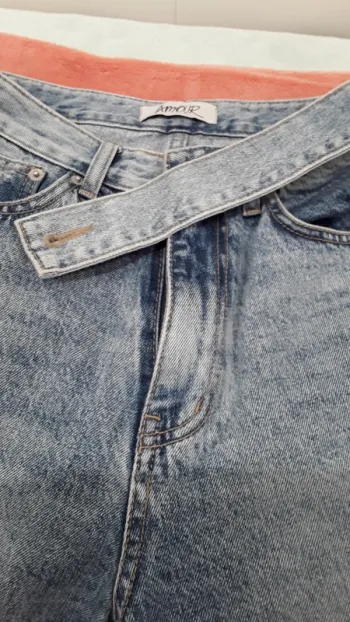 Jean's taille 34,coupe droite femme