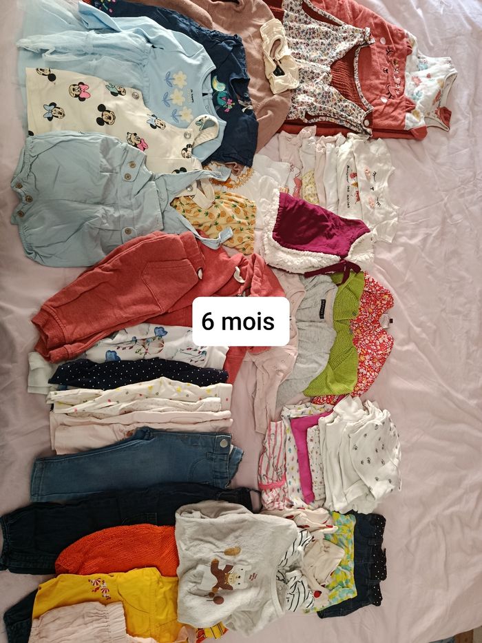 Lot vêtements fille 6 mois
