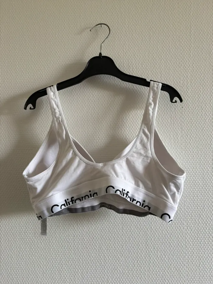 Soutien gorge blanc - photo numéro 3