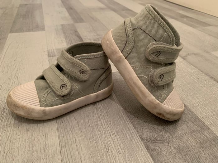 Chaussures de marches