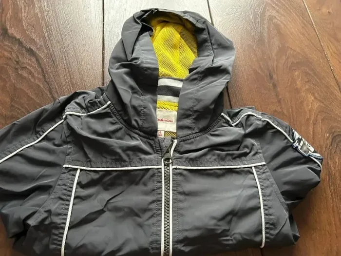 Veste légère mi saison coupe vent imperméable avec capuche garcon Catimini taille 4 ans - photo numéro 6