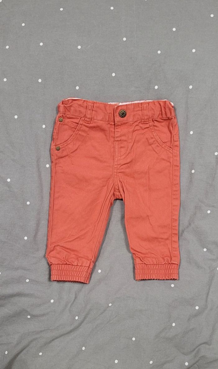 Lot de 3 pantalons 6 mois – Kiabi, Obaïbi & Orchestra - photo numéro 3