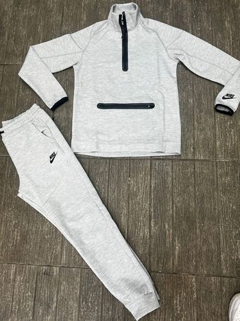 Ensemble Nike