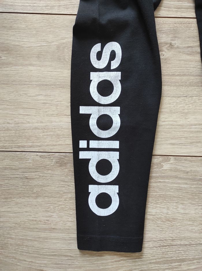 Legging de sport Adidas noir et blanc - photo numéro 3