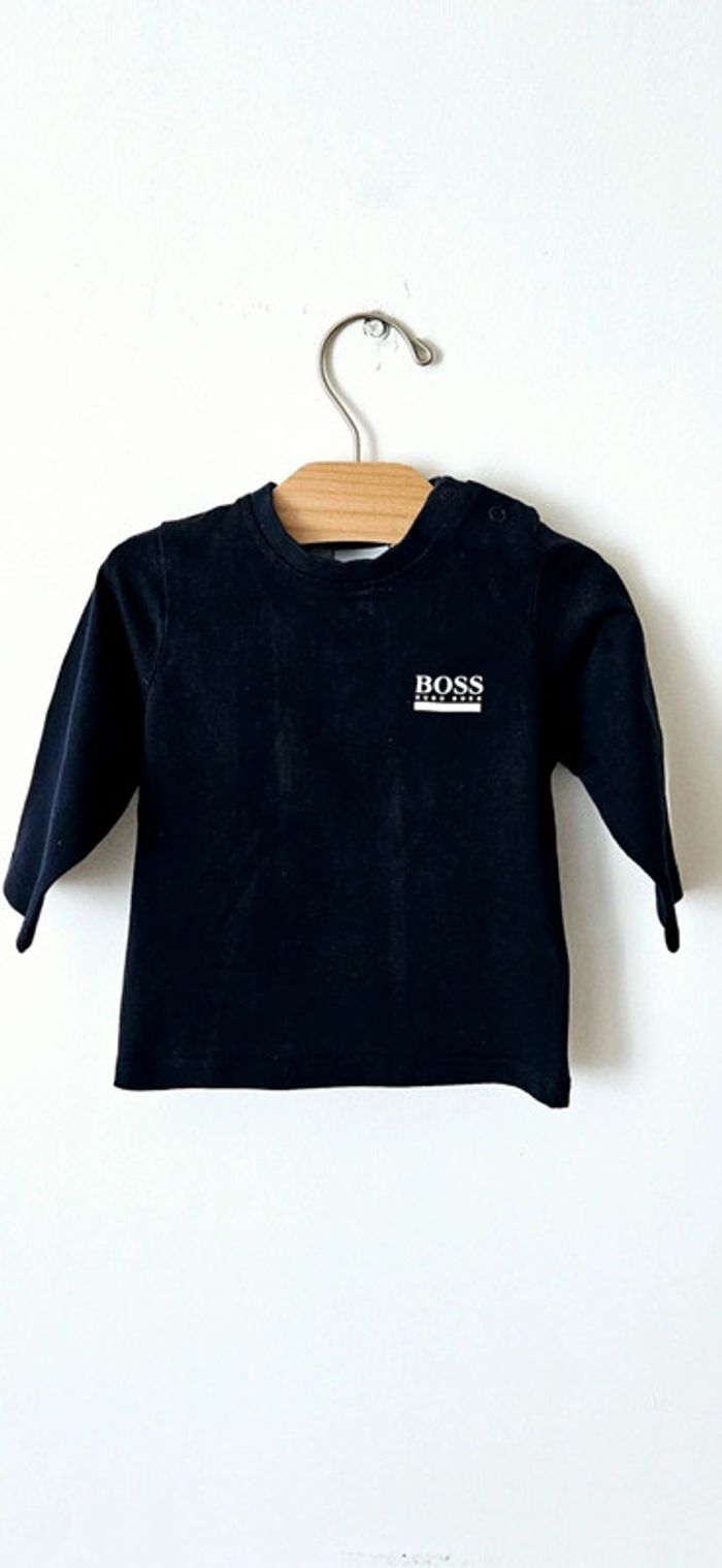 T-shirt Hugo Boss 6 mois Garçon - photo numéro 3