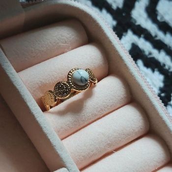 Jolie bague neuve acier