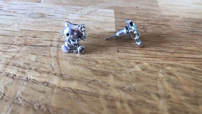 Boucles d’oreille Hello Kitty