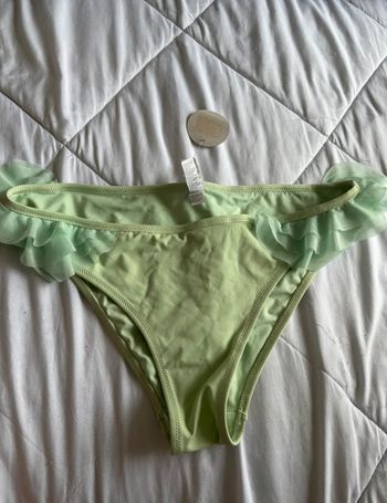 Bas de maillot de bain vert pale anis volant tulles Penti taille XL/42 neuf