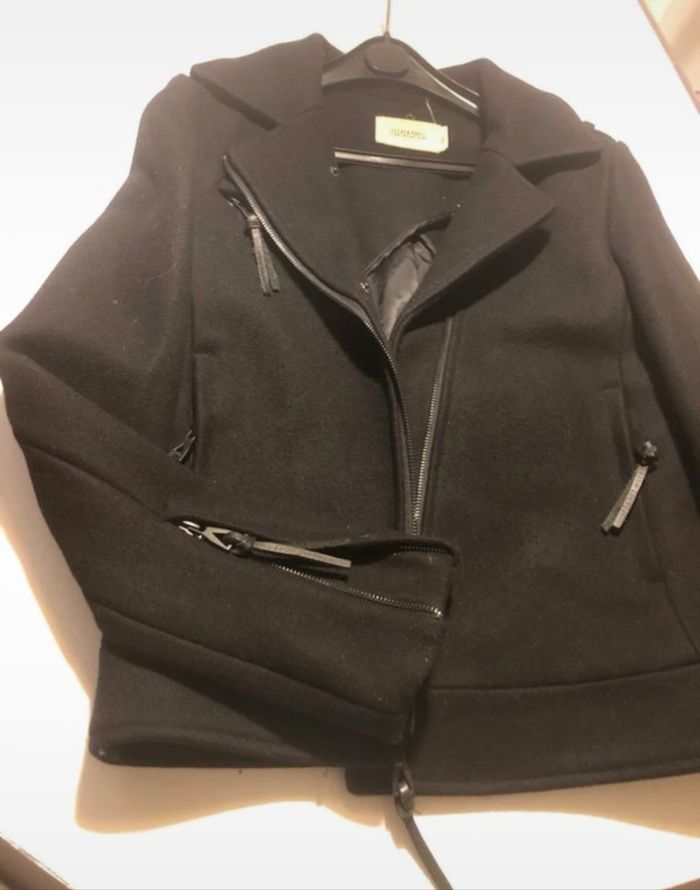 Veste noire taille S - photo numéro 2