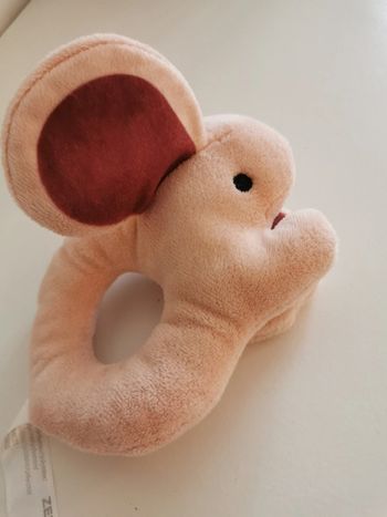 Hochet bébé éléphant rose