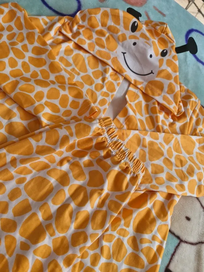 Ensemble de pyjama • girafe - photo numéro 4