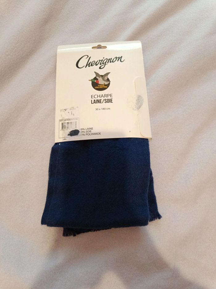 Écharpe homme chevignon - photo numéro 2