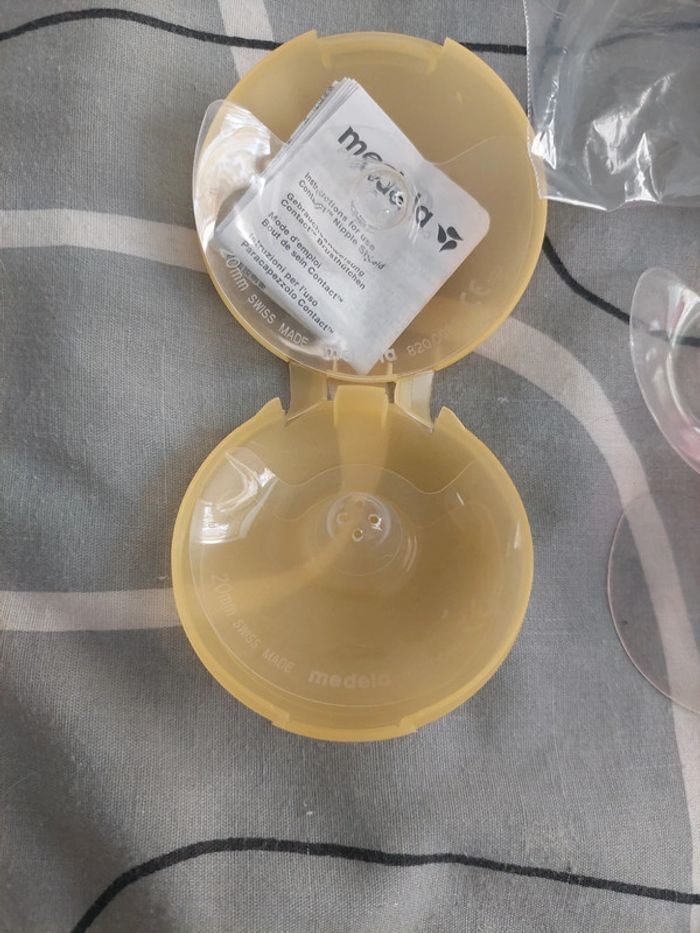 Lot de bouts de sein - photo numéro 2